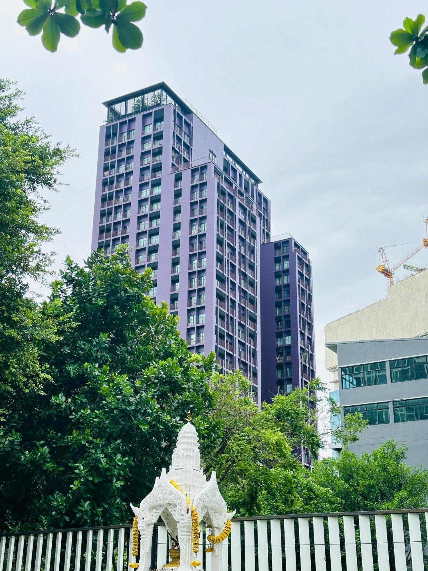 Pangsapuri New Ekamai Thonglor Luxury Near 711, Bts, Mall *